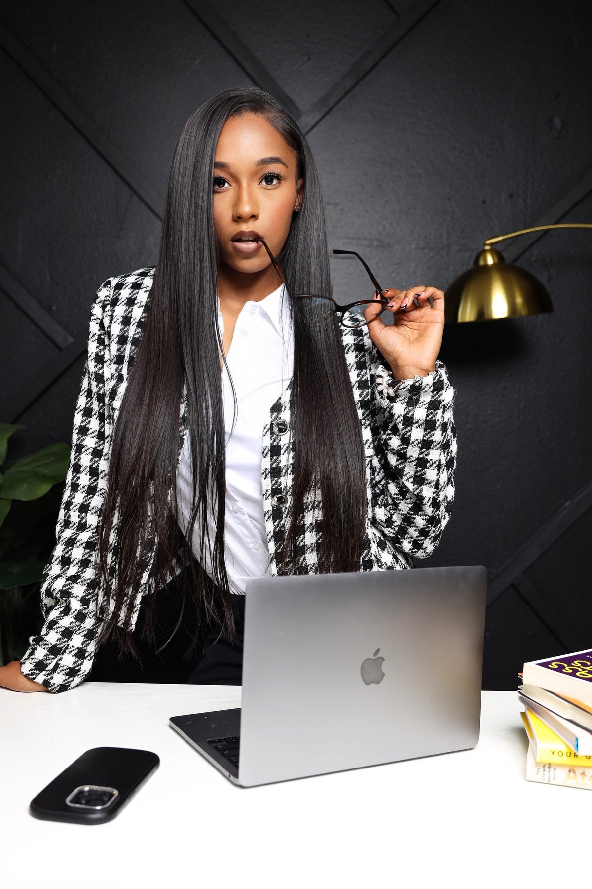 Norielle: The Silky Straight